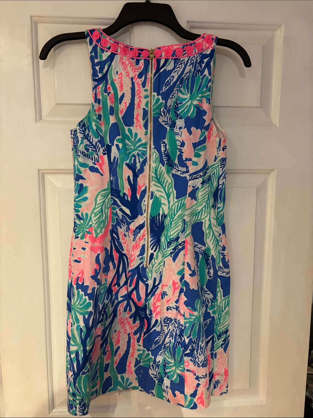 Lilly Pulitzer Blue, Pink & Green Tropical Shift Dress like new - Picture 4 of 4